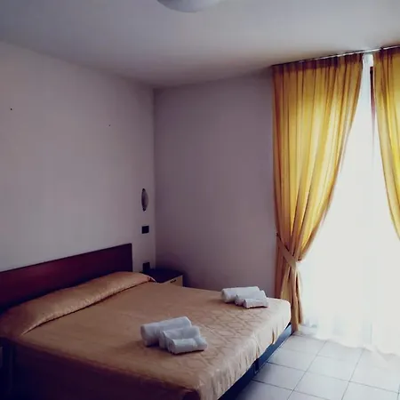 La Pace Hotel